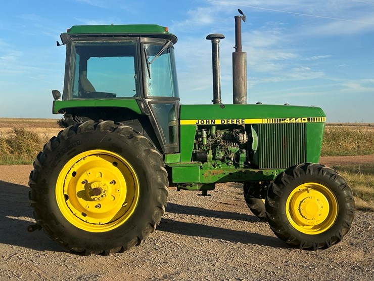 1980-john-deere-4440-image-2
