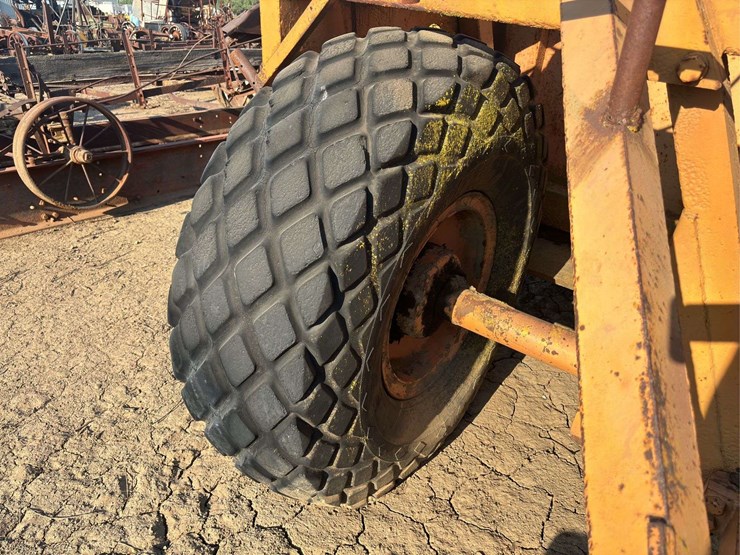 carryall-ls-pan-scraper-image-23