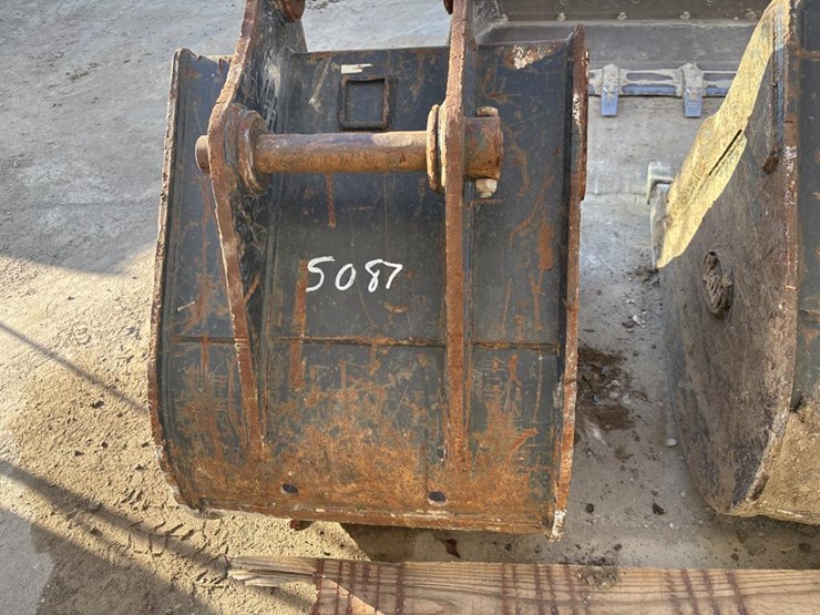 #5087-•-geith-24"-excavator-bucket-image-3