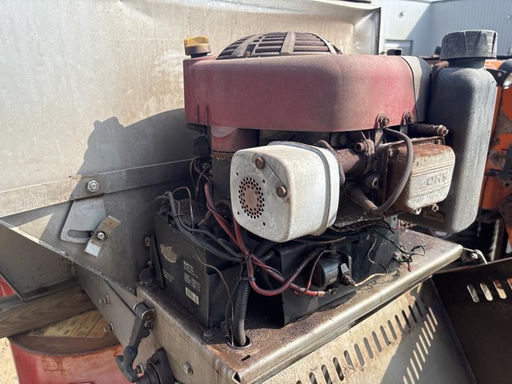 #5023-•-buyers-salt-dogg-truck-sander/salter-image-9