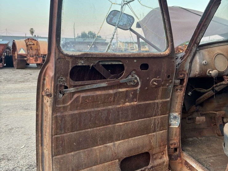 chevrolet-6400-image-22