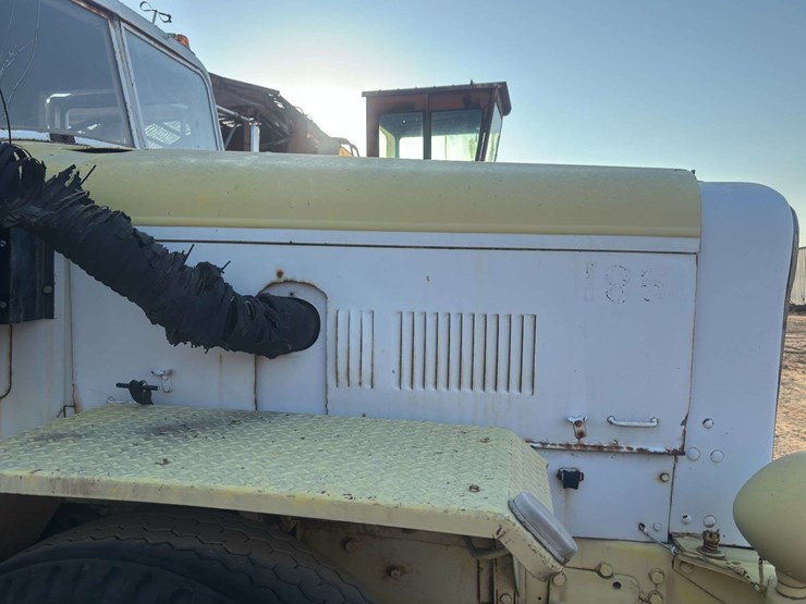 autocar-semi-image-12