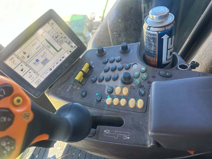 2017-john-deere-cs690-image-47