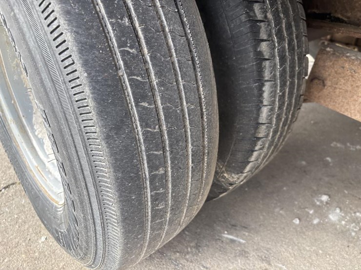 #5073-•-2012-pj-trailers-24'-deck-over-trailer-image-29