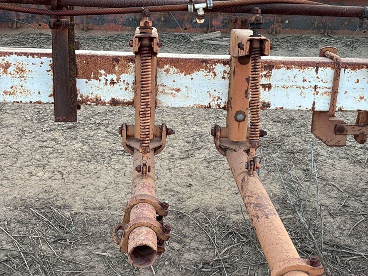 4-row-cultivator-image-10