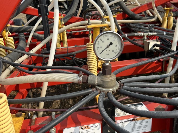 2008-bourgault-5710-59-image-95