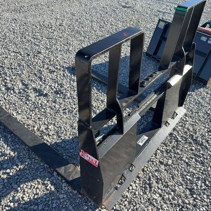 Kivel 48” 4200lbs pallet forks