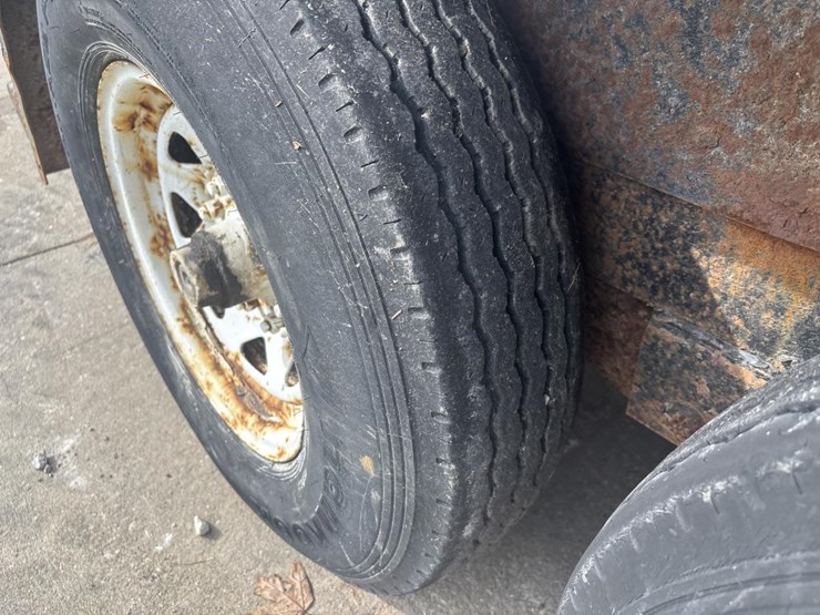 #5075-•-2004-b-&-bt-18'-utility-trailer-image-26