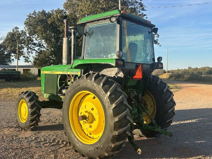 1980-john-deere-4440-image-27