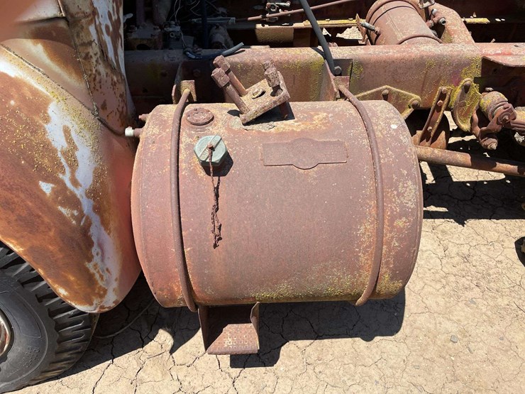 white-3000-truck-image-27