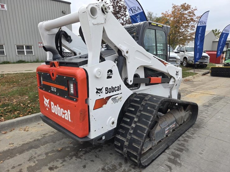 2022-bobcat-t870-image-5