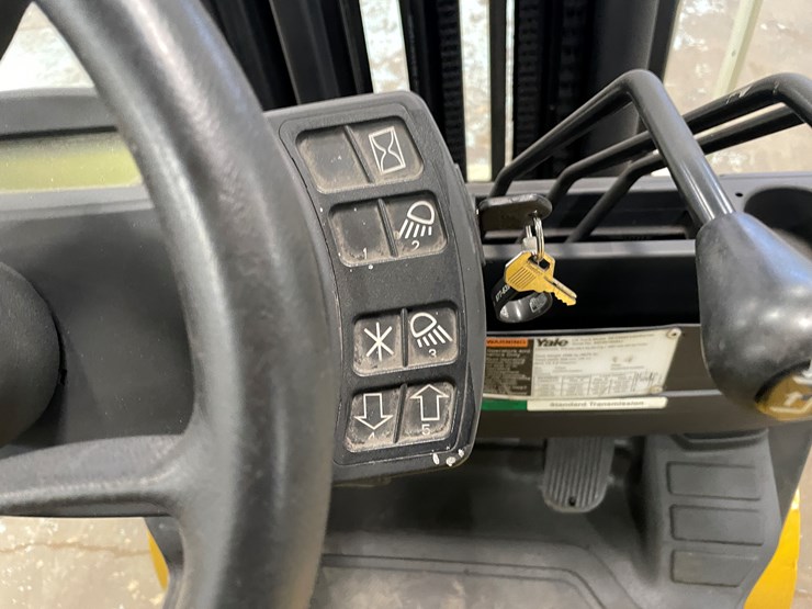 2011-yale-glc050-image-20