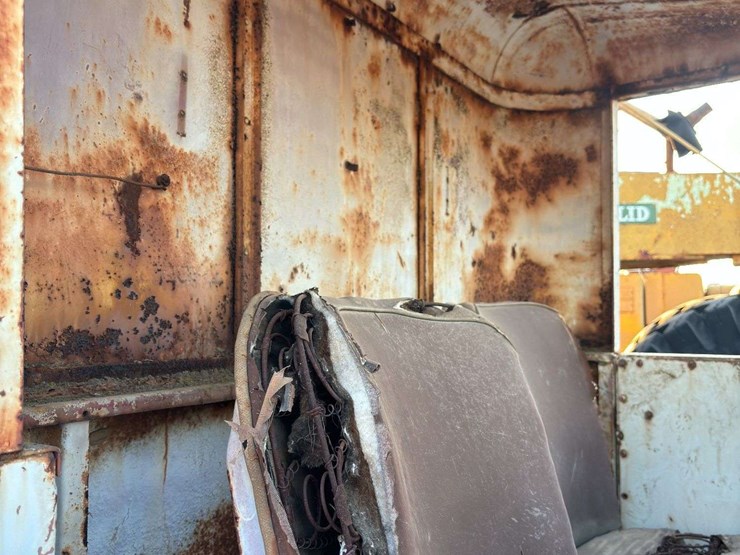 tender-truck-image-23