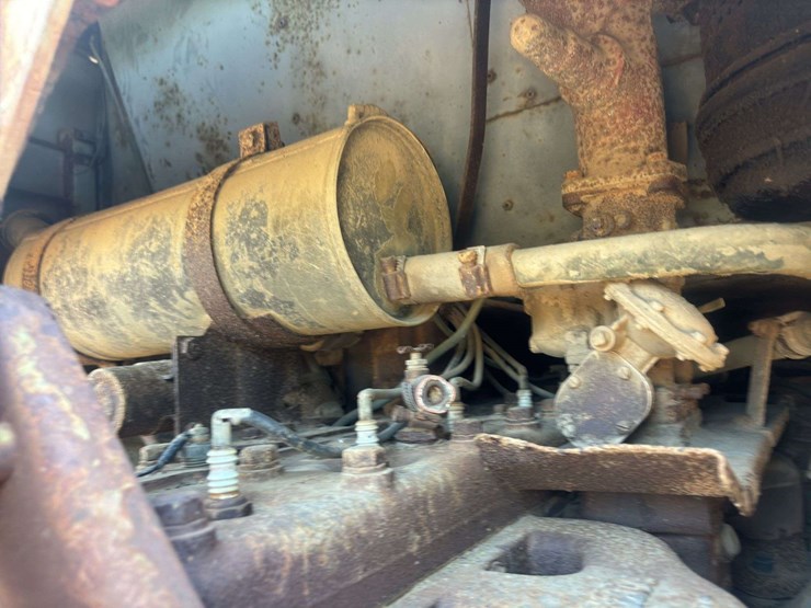 white-3000-truck-image-52