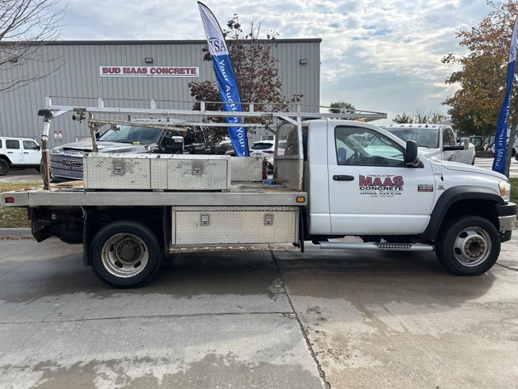 2009-dodge-ram-4500-image-6