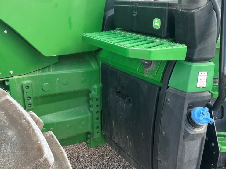 john-deere-8r-310-image-21