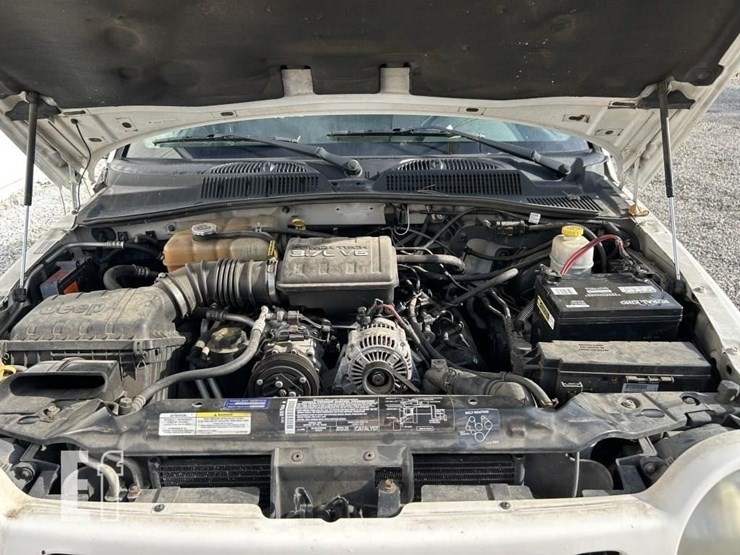 2003-jeep-liberty-sport-image-2