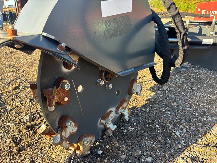 raytree-skid-steer-stump-grinder,-appears-to-be-unused.-image-5
