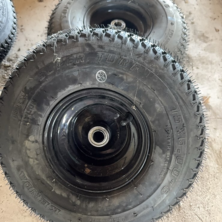 new Pair of 15x6.50-6 Tires With Wheel