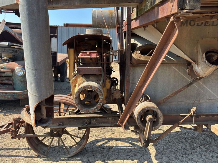 holt-36-combine-harvester-image-33