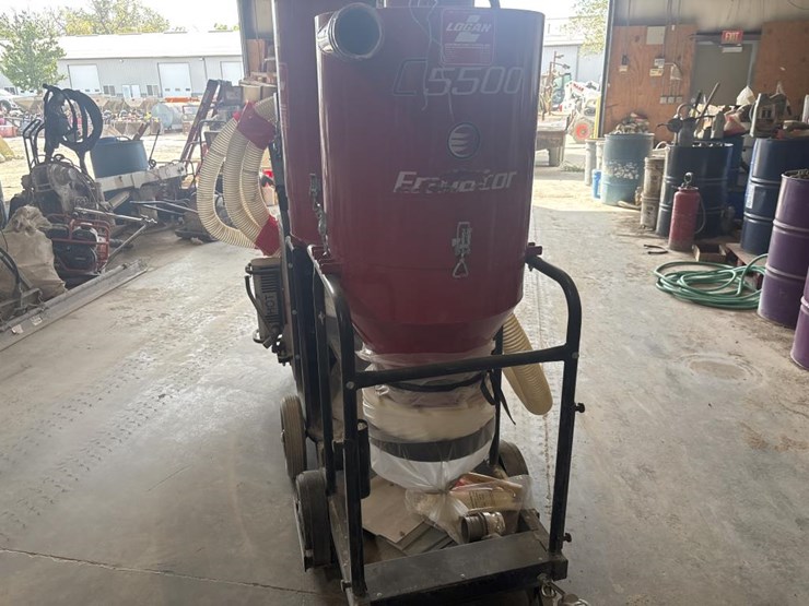 #5090-•-husqvarna-t8600-hepa-vacuum-w/-c5500-separator-image-4