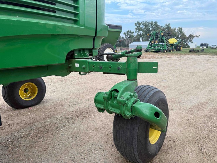john-deere-w235-image-16
