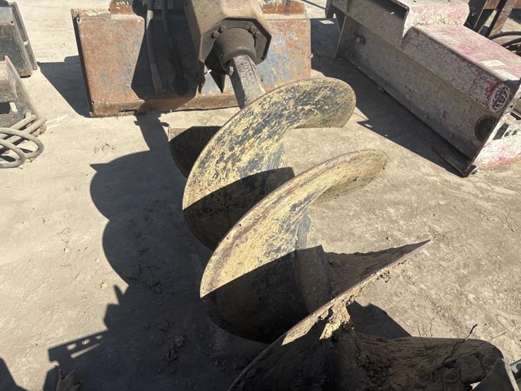 #5095-•-bobcat-24"-skid-steer-auger-image-1