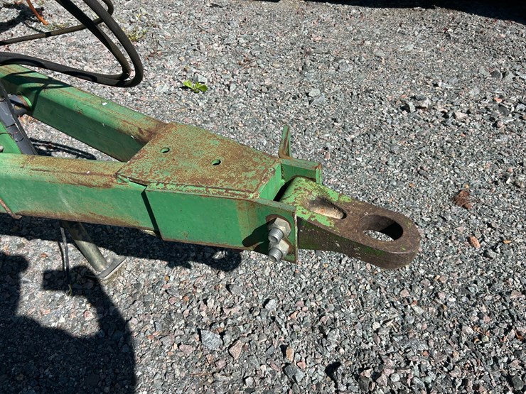 john-deere-30-image-5