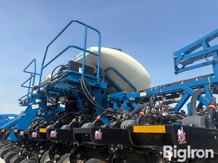 2013-kinze-3600-image-18
