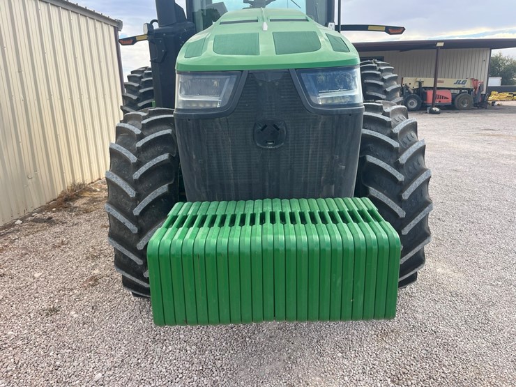john-deere-8r-310-image-18