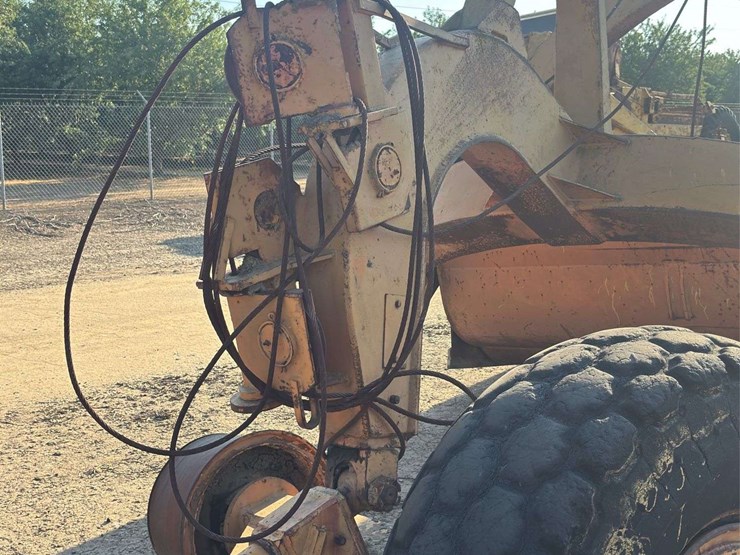 carryall-ls-pan-scraper-image-13