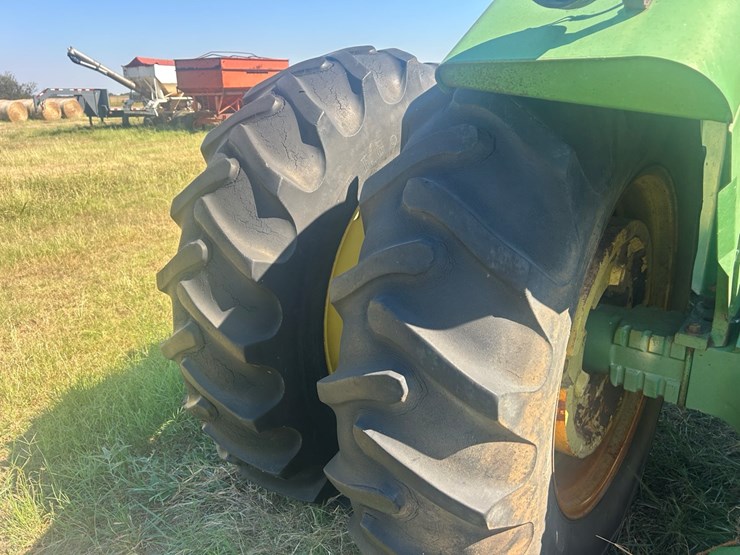 1979-john-deere-8640-image-9