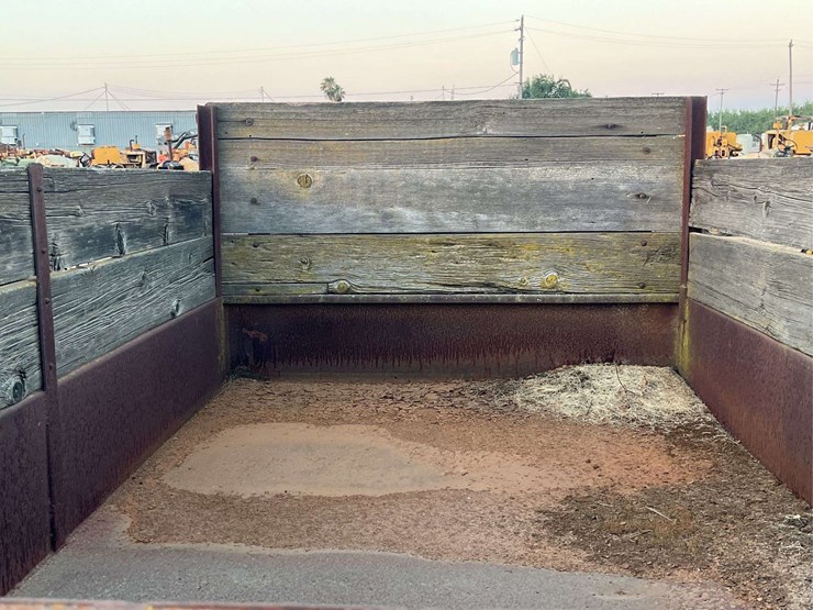 chevrolet-dump-truck-image-9