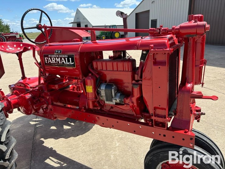 1938-international-farmall-f-14-2wd-tractor-image-13