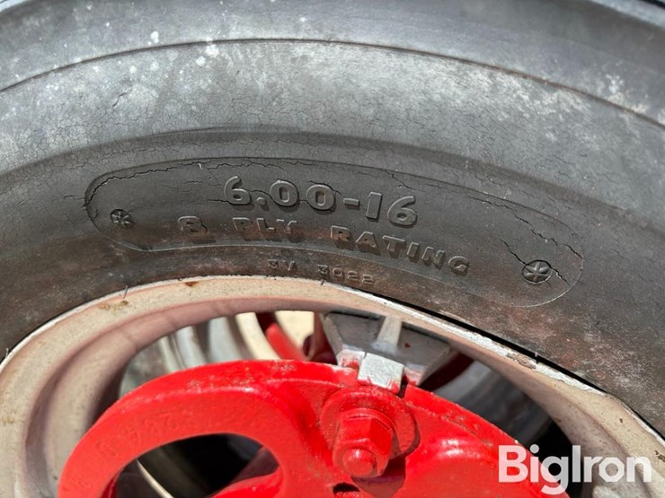 1949-ih-farmall-m-2wd-tractor-image-18