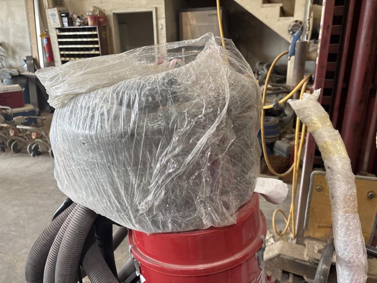 #5093-•-pullman-ermator-s26-hepa-vacuum-w/-c3000-separator-image-7