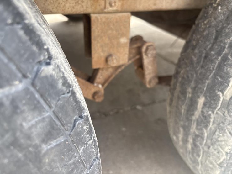 #5074-•-2017-sure-track-aluminum-16'-utility-trailer-image-30