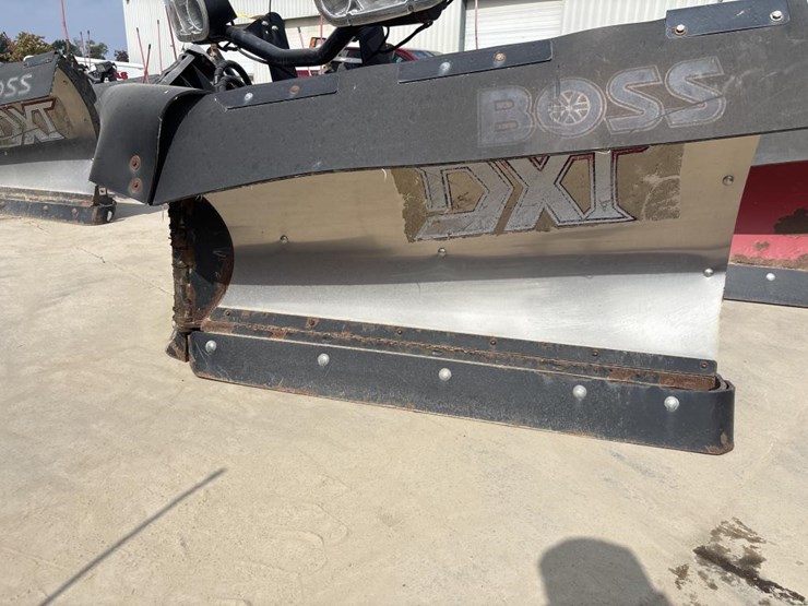 #5035-•-boss-power-v-dxt-smart-shield-truck-v-plow-image-3