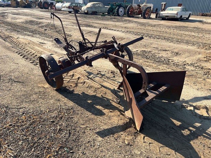 36”-v-plow-image-5