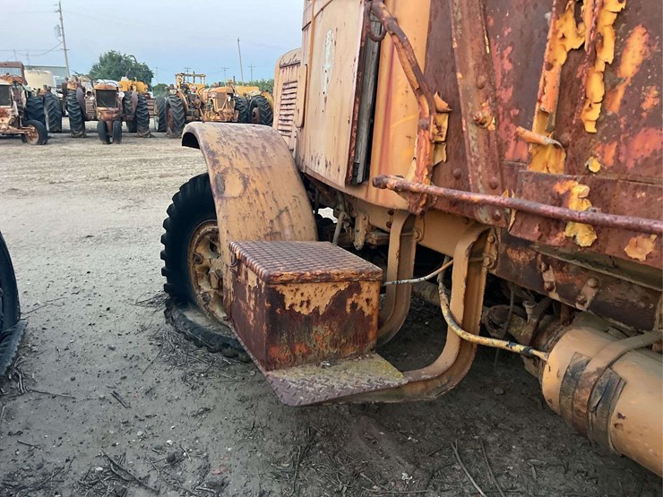 fwd-dump-truck-image-10