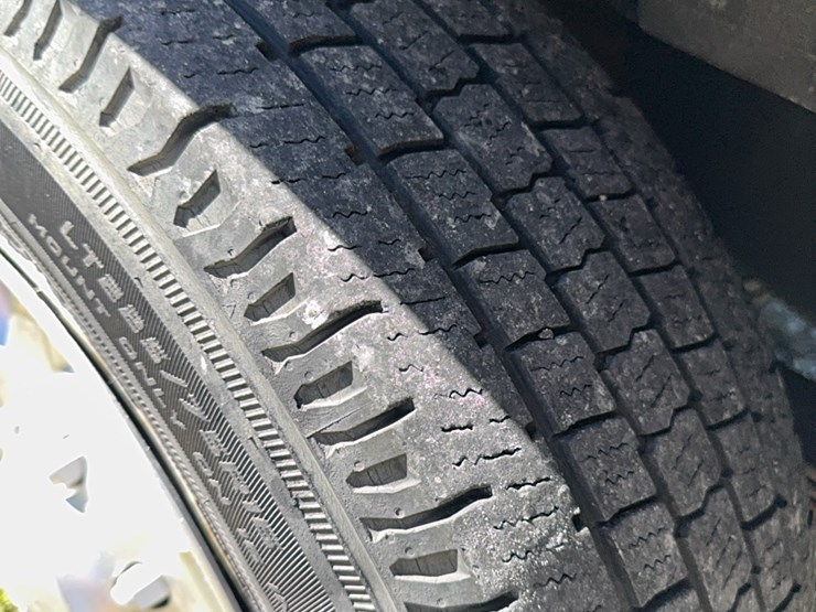 2011-ford-142-image-5