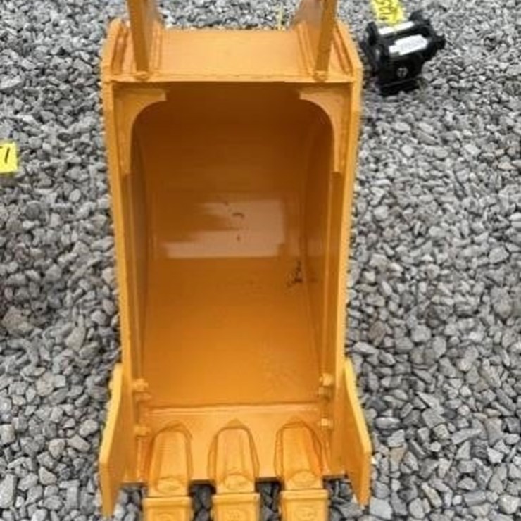 2025 CATERPILLAR 305