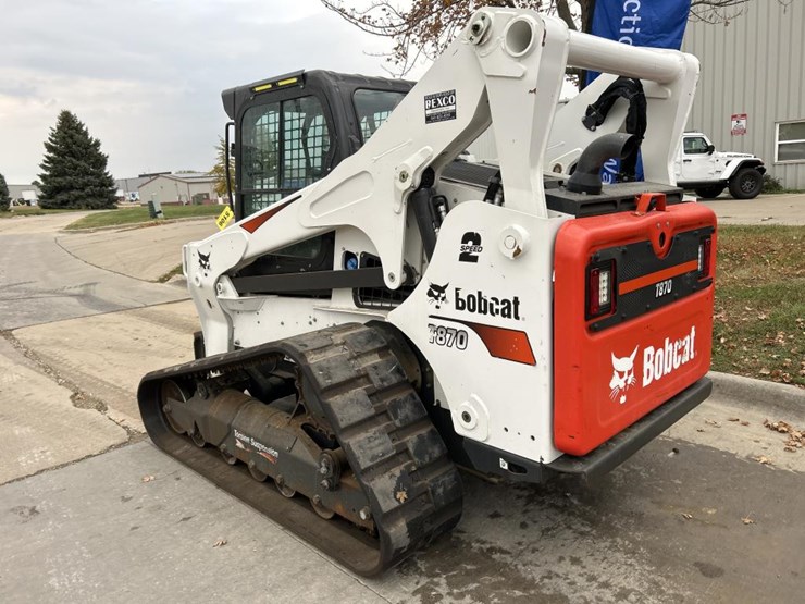 2022-bobcat-t870-image-3