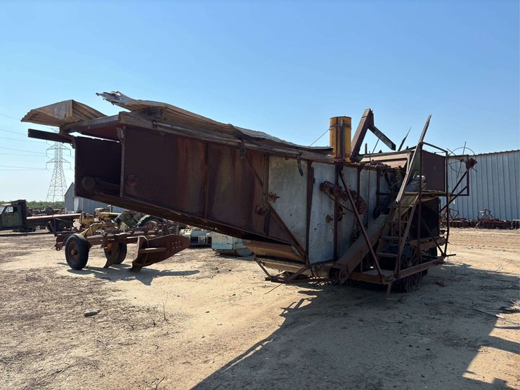 john-deere-pull-type-combine-image-6