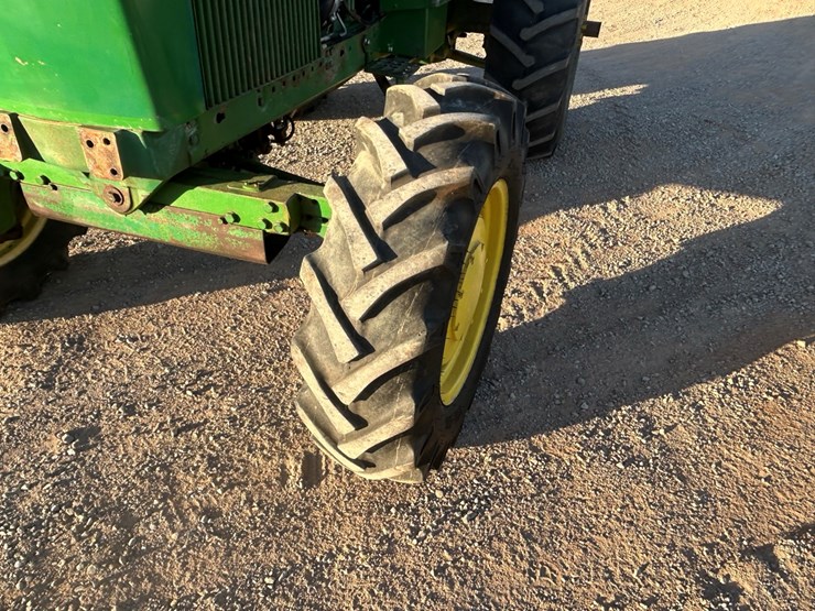 1980-john-deere-4440-image-15