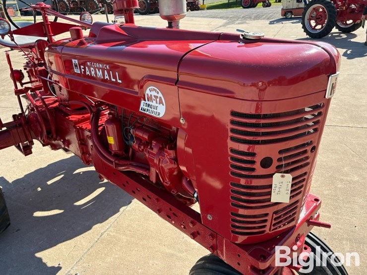 1954-ih-farmall-super-m-ta-2wd-tractor-image-14