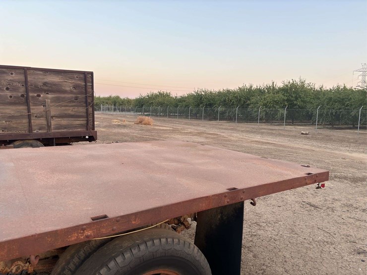 chevrolet-6400-image-32