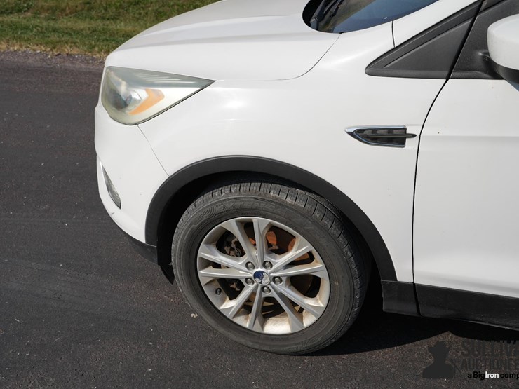 2017-ford-escape-image-12