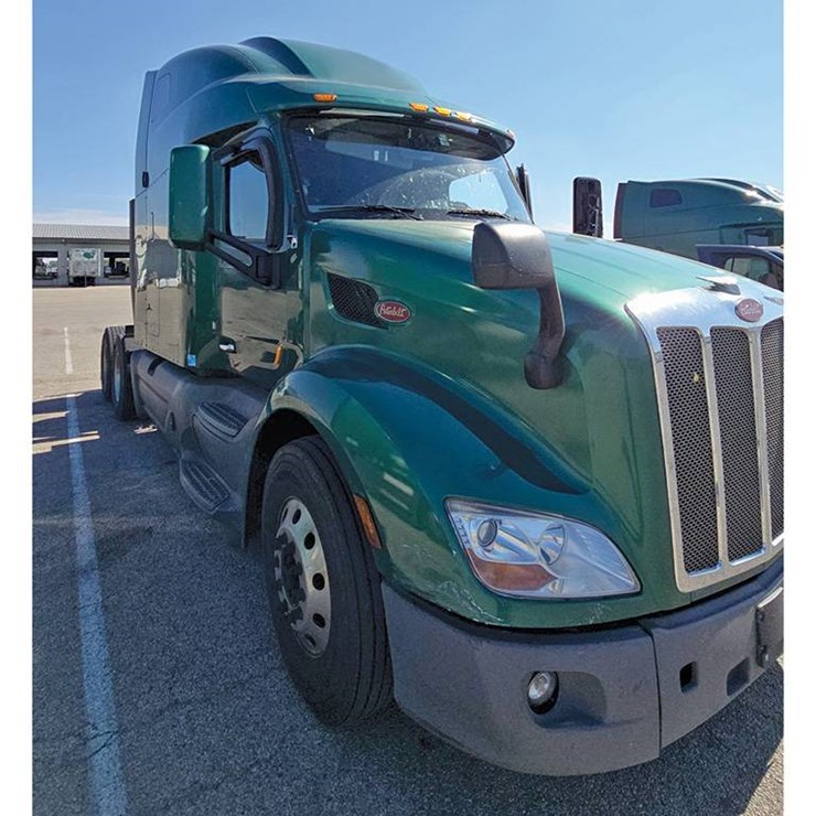 2020 PETERBILT 579