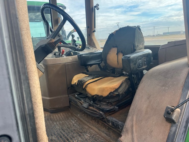 john-deere-7810-image-4